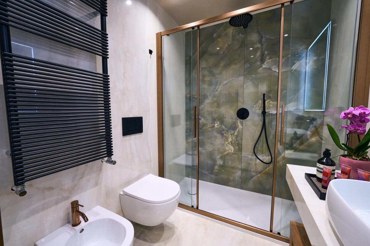 Luxury & Central Apartment Μιλάνο Εξωτερικό φωτογραφία