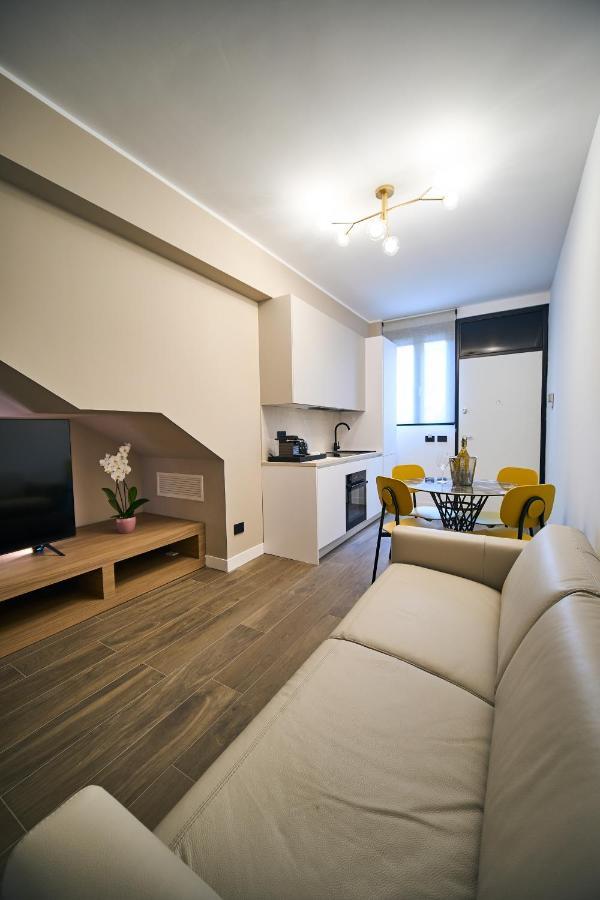 Luxury & Central Apartment Μιλάνο Εξωτερικό φωτογραφία