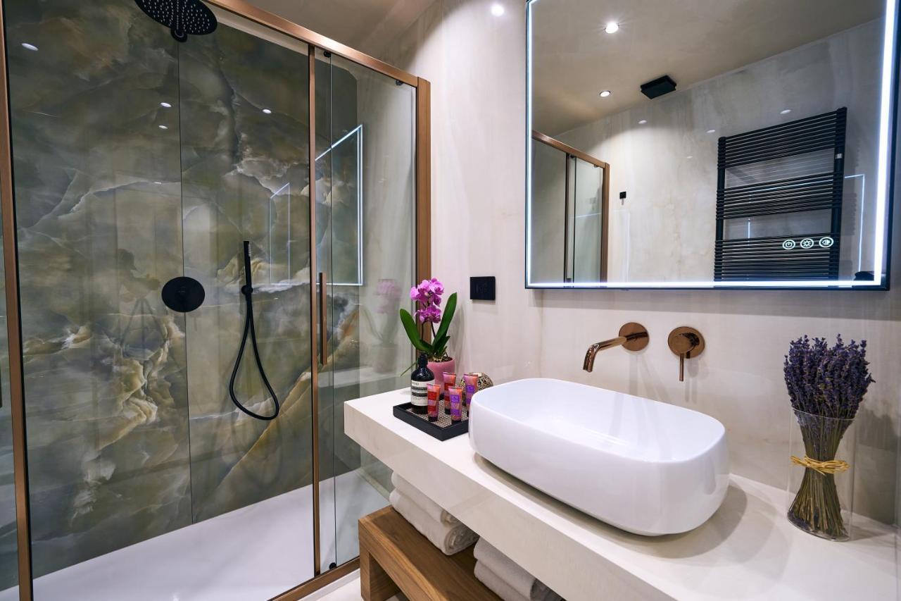 Luxury & Central Apartment Μιλάνο Εξωτερικό φωτογραφία