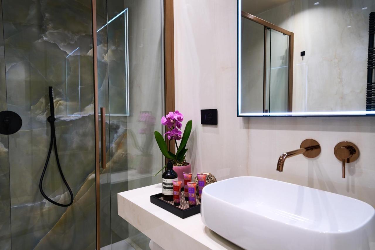 Luxury & Central Apartment Μιλάνο Εξωτερικό φωτογραφία