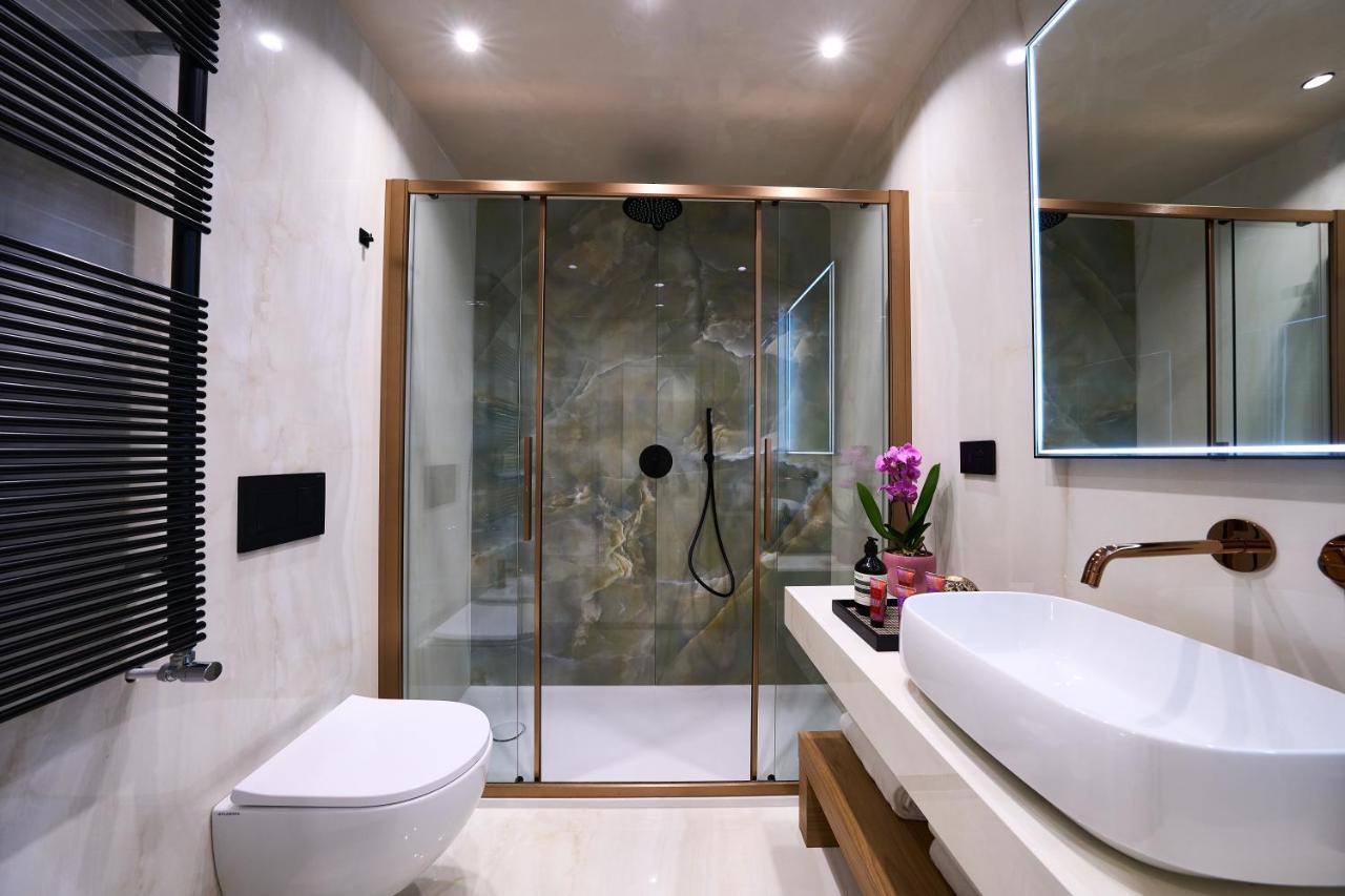 Luxury & Central Apartment Μιλάνο Εξωτερικό φωτογραφία