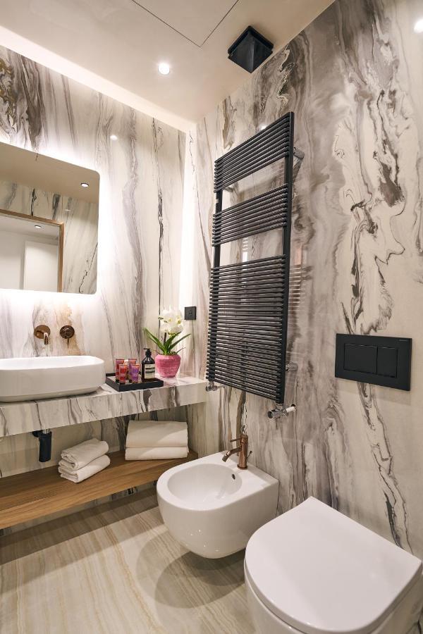Luxury & Central Apartment Μιλάνο Εξωτερικό φωτογραφία