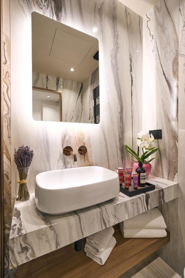 Luxury & Central Apartment Μιλάνο Εξωτερικό φωτογραφία