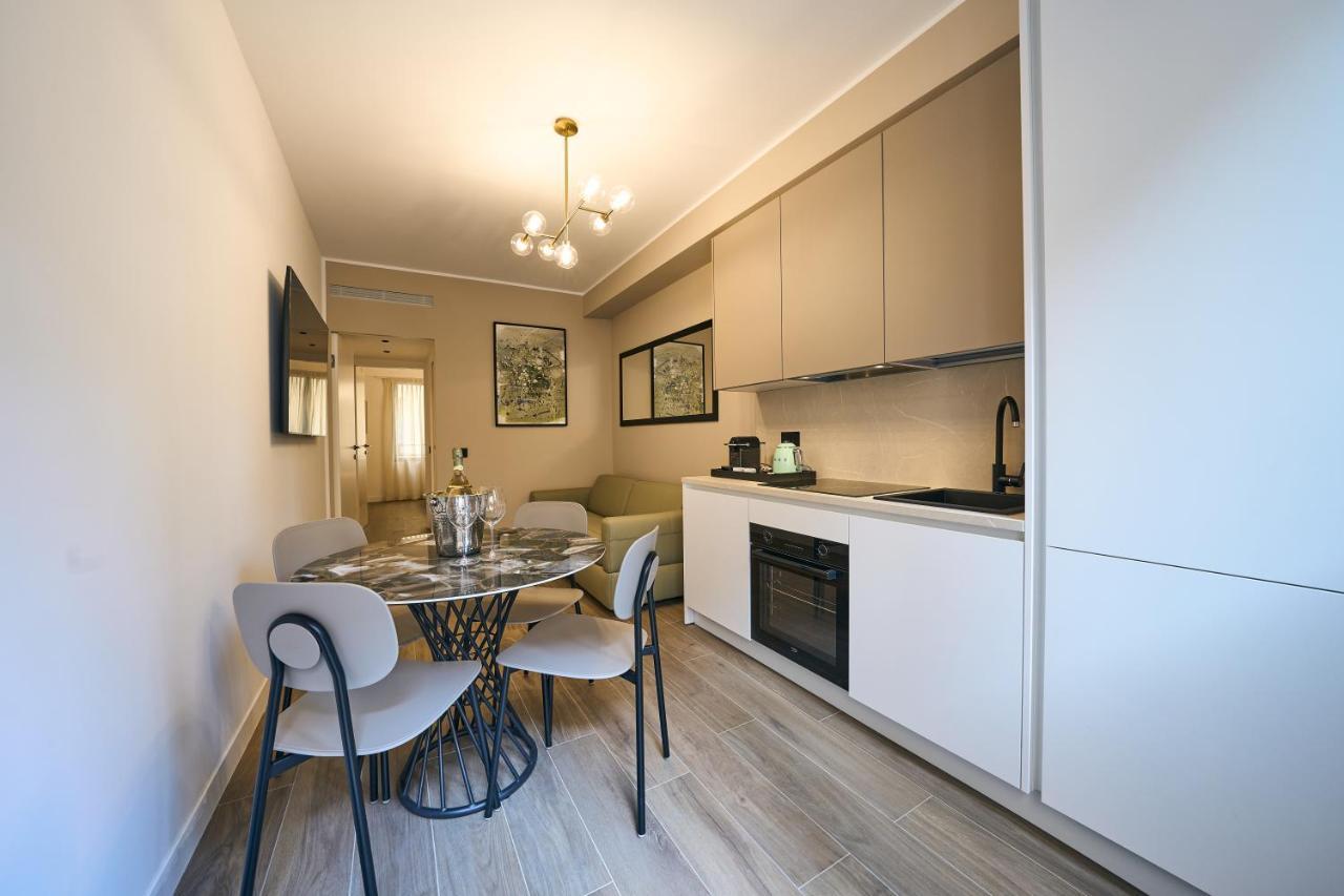 Luxury & Central Apartment Μιλάνο Εξωτερικό φωτογραφία