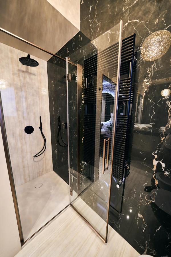 Luxury & Central Apartment Μιλάνο Εξωτερικό φωτογραφία