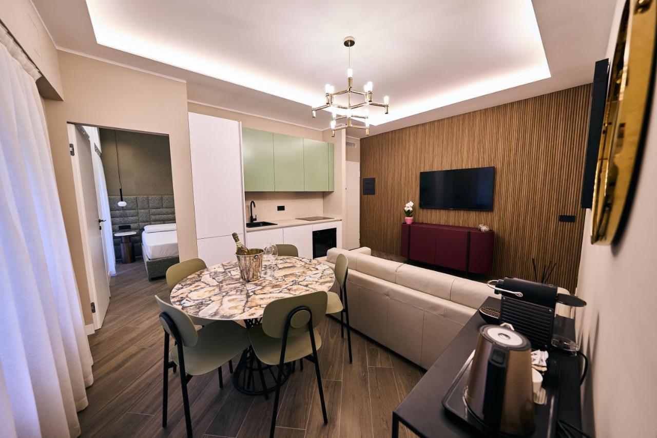 Luxury & Central Apartment Μιλάνο Εξωτερικό φωτογραφία